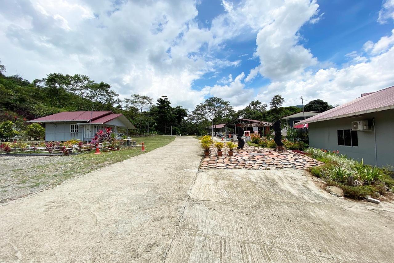 Hotel SPOT ON 90279 Kinomulok Garden Ranau Exterior foto